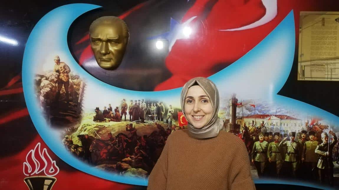 Ayşe Merve AYYILMAZ - Sosyal Bilgiler Öğretmeni